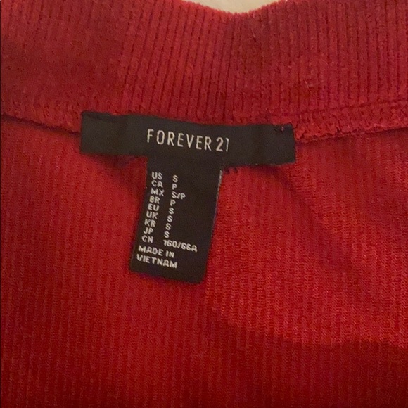 Red Forever21 miniskirt - Picture 3 of 5